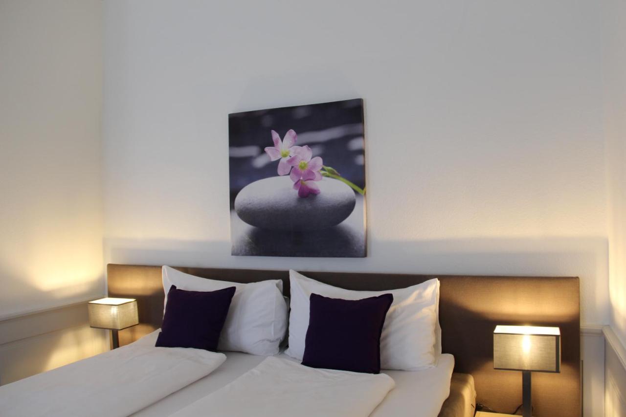 Zum Schwarzen Loewen Otel Altdorf Dış mekan fotoğraf
